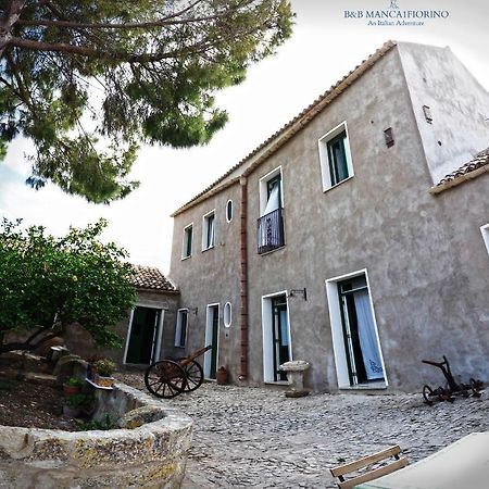 B&B Manca1Fiorino Бузето Палицоло Екстериор снимка